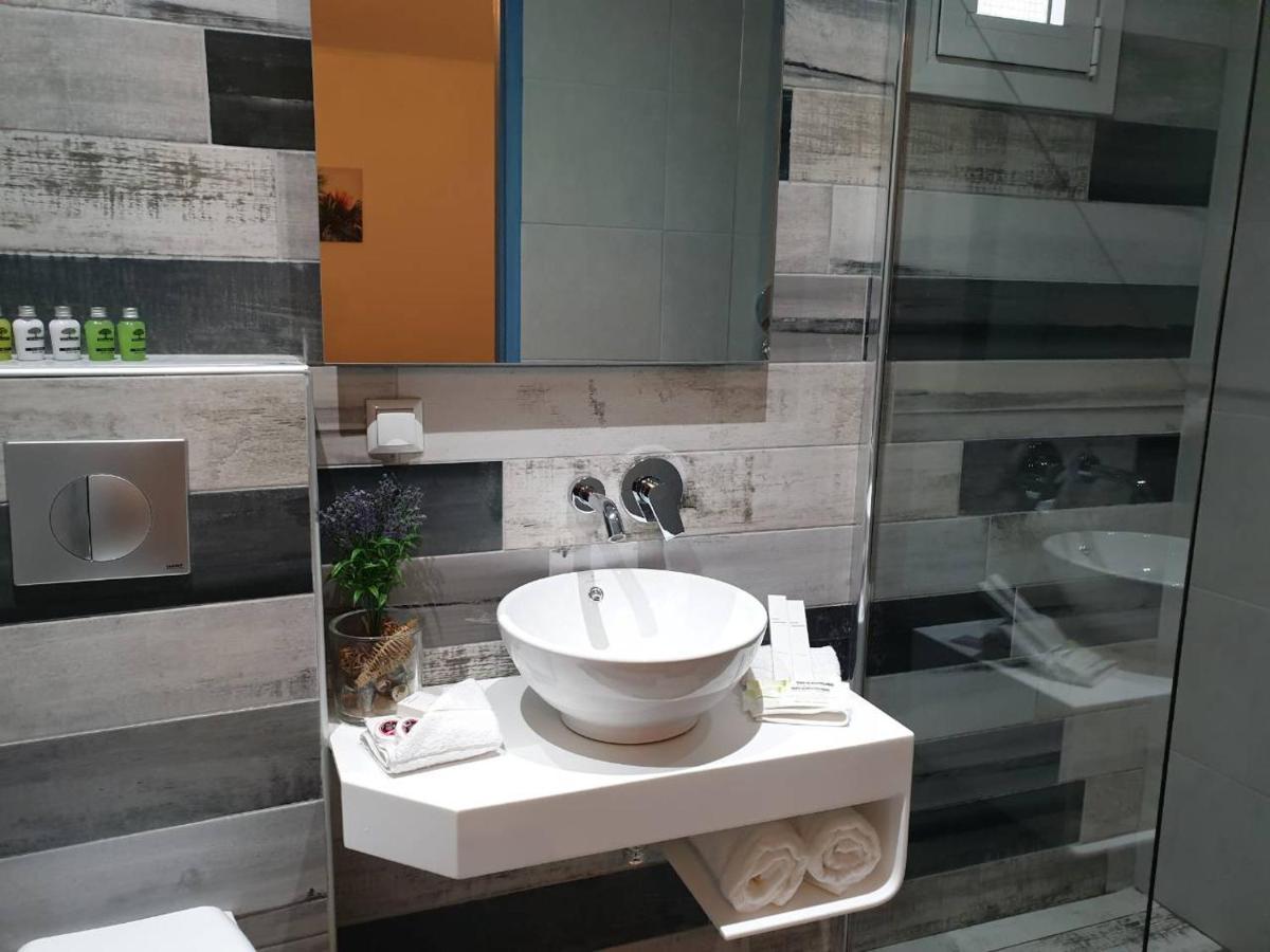 V-Suites 2 Потос Екстериор снимка